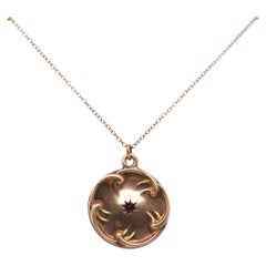10k Yellow Gold Vintage Locket Engraved 1907 with red stone