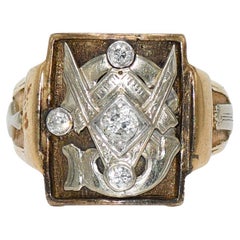 10k Yellow Gold Antique Masonic Ring, 9.7gr, .20tdw
