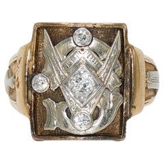 10k Yellow Gold Vintage Masonic Ring, 9.7gr, .20tdw