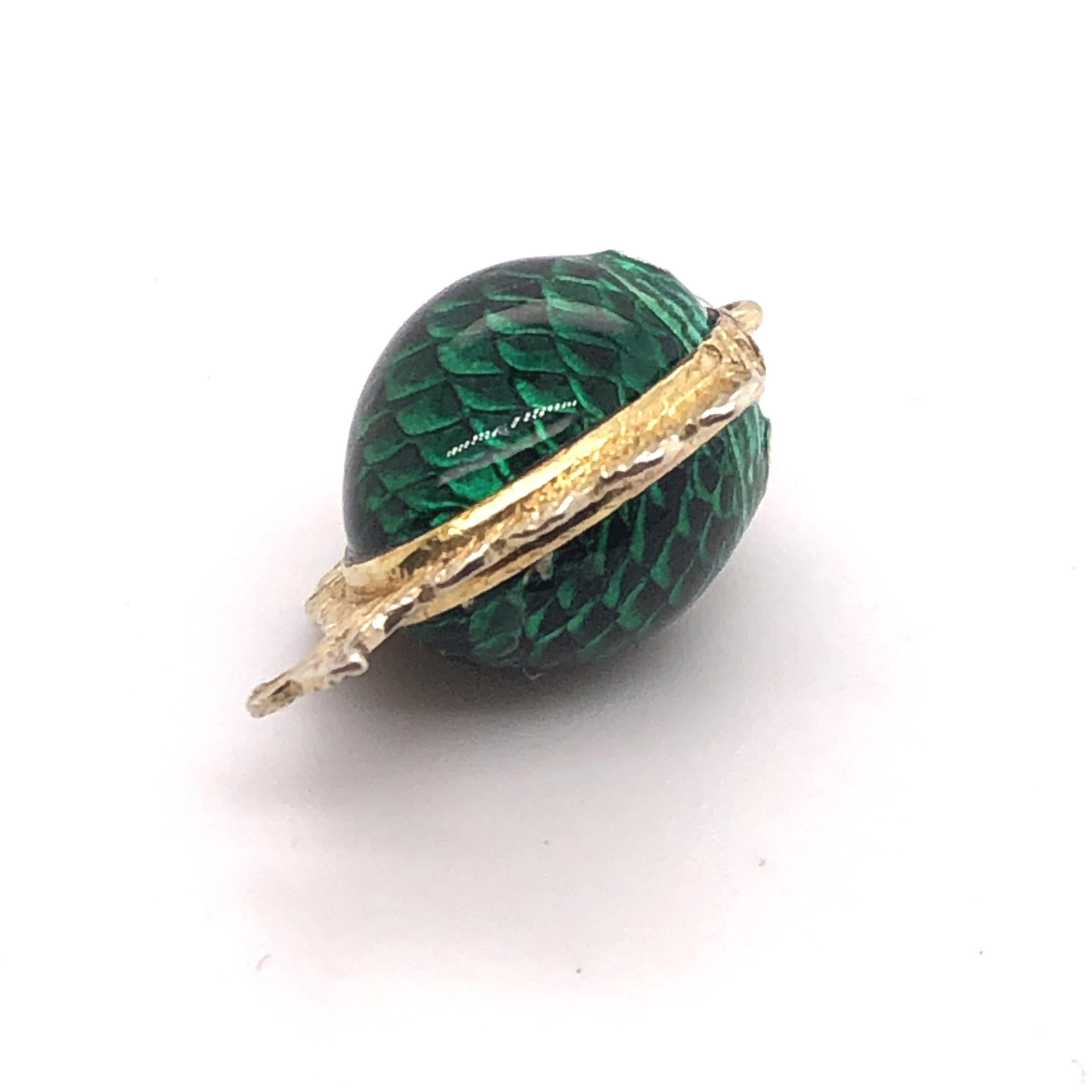 Women's or Men's 10kt 3-D 1960s Era Enamel Fish Charm
