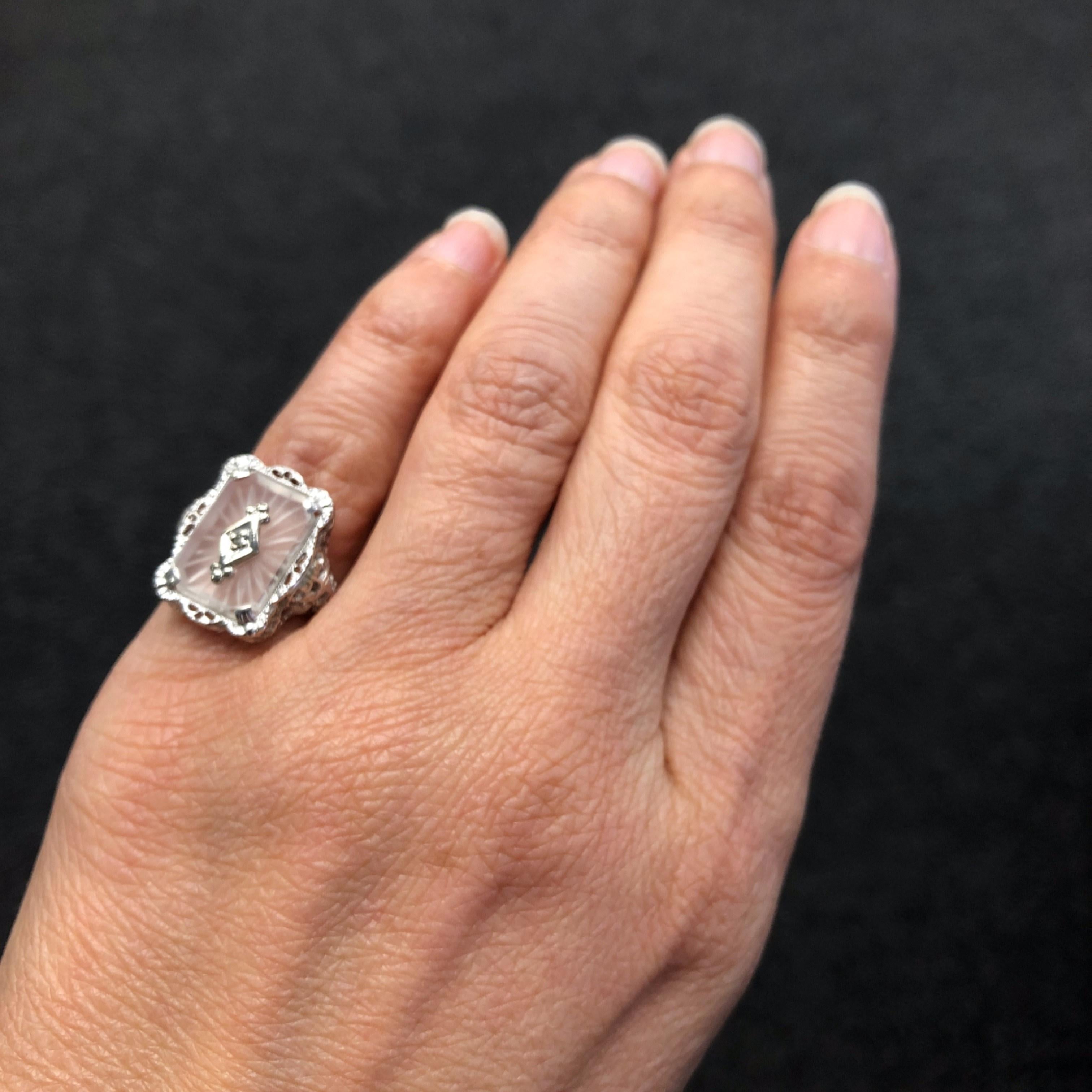 10kt Art Deco Camphor Glass Ring 4