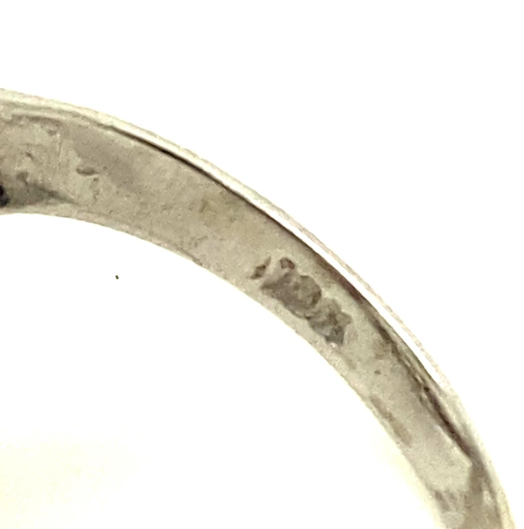 10kt Art Deco Camphor Glass Ring 1