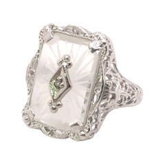 10kt Art Deco Camphor Glass Ring
