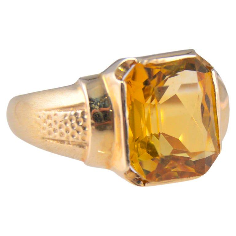 10Kt. Solid Gold Art Deco Signet Ring with Citrine Quartz Faceted Stone 1930's For Sale 2