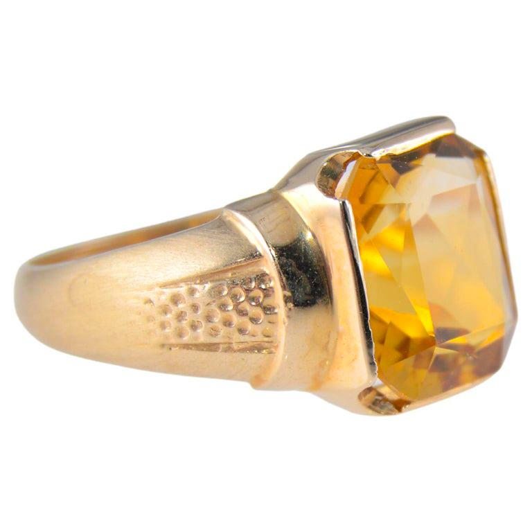 10Kt. Solid Gold Art Deco Signet Ring with Citrine Quartz Faceted Stone 1930's For Sale 3