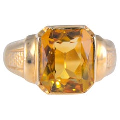 Vintage 10Kt. Solid Gold Art Deco Signet Ring with Citrine Quartz Faceted Stone 1930's