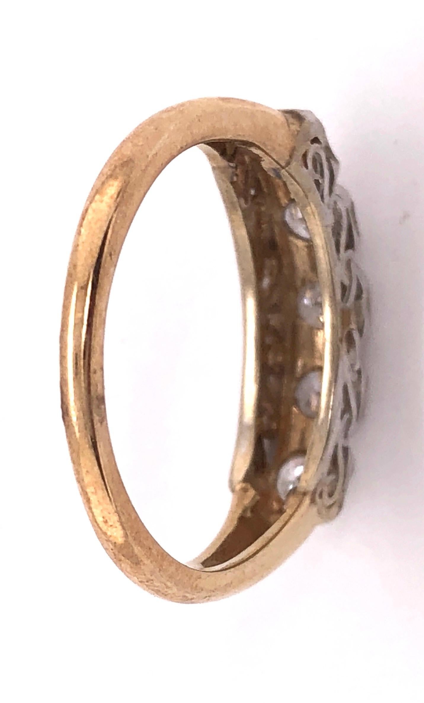 10 Karat Two-Tone Yellow and White Gold Crescent Ring with Five Diamonds For Sale 6