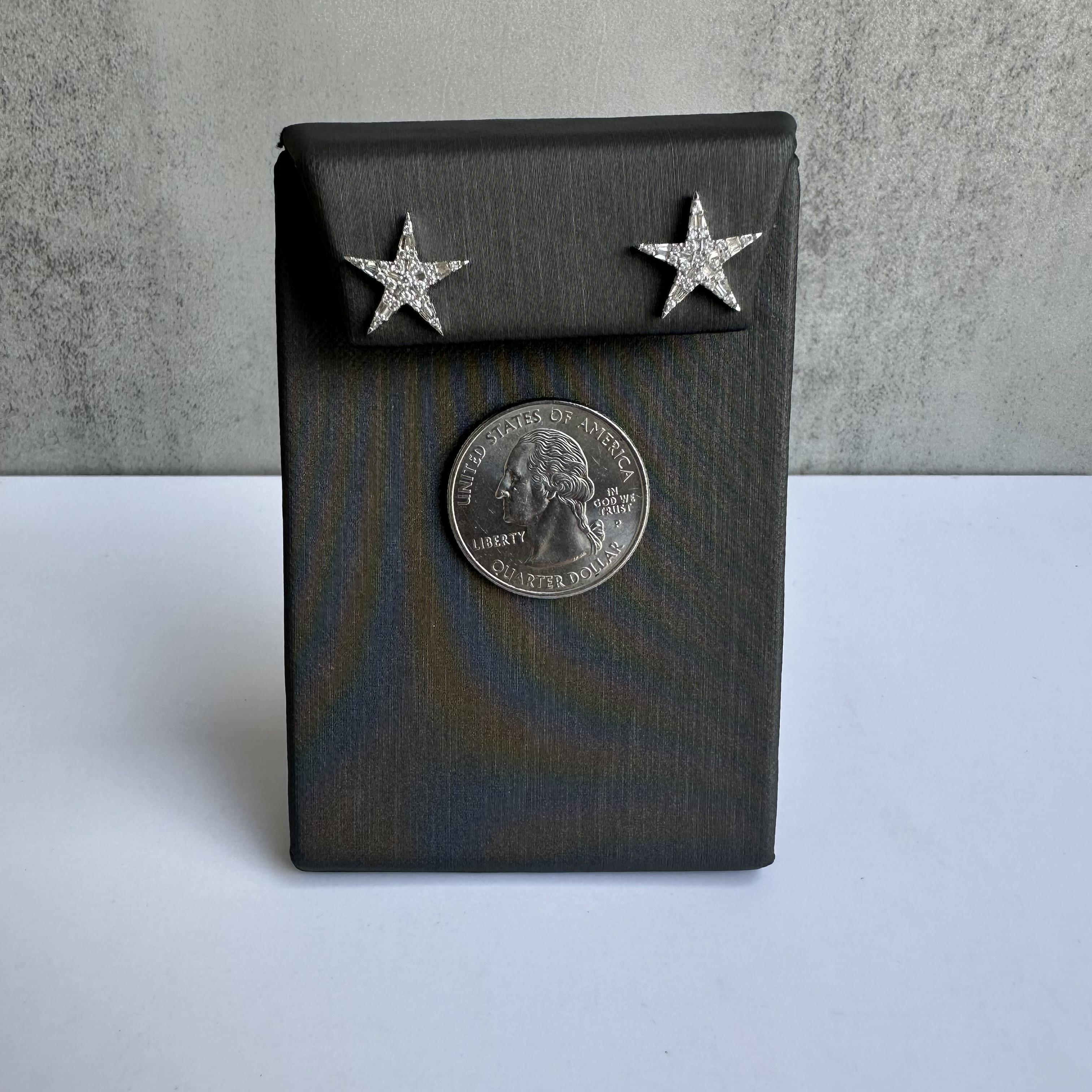 Women's 10kt White Gold Diamond Star Studs - 0.33ctw HI SI Round & Baguette Diamonds For Sale