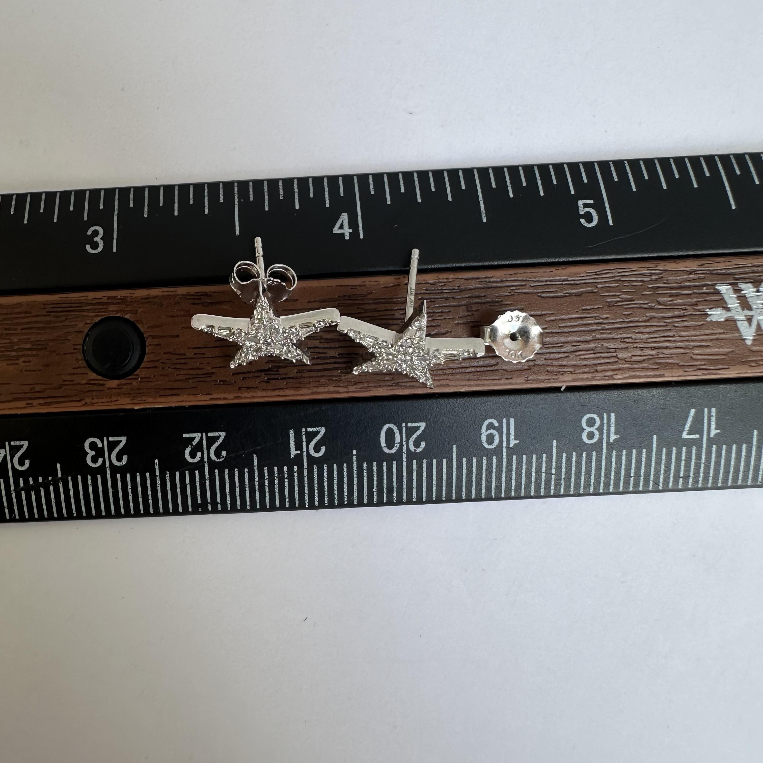 10kt White Gold Diamond Star Studs - 0.33ctw HI SI Round & Baguette Diamonds For Sale 1