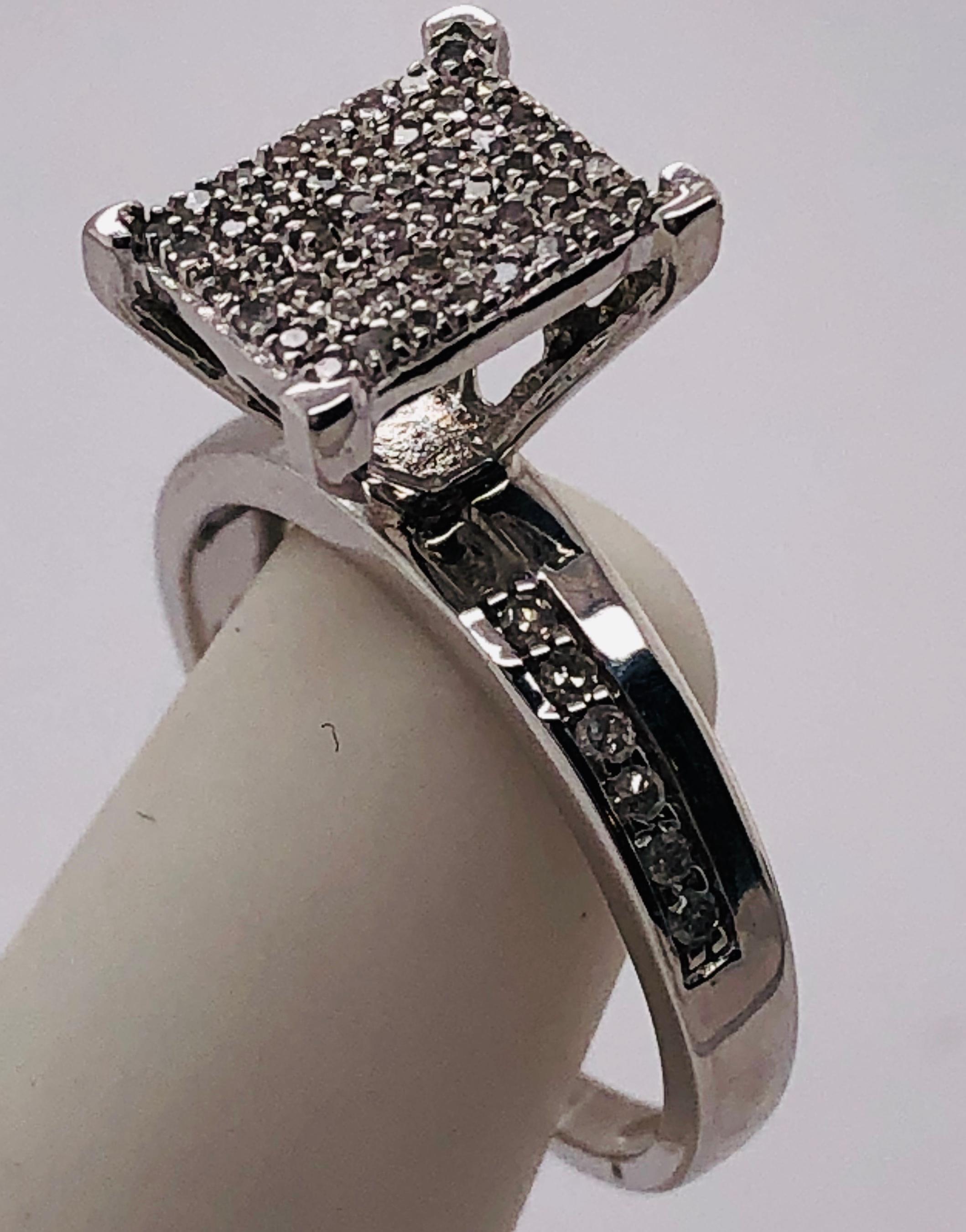 Modern 10 Karat White Gold Engagement Ring Fashion Ring with Diamond Cluster For Sale