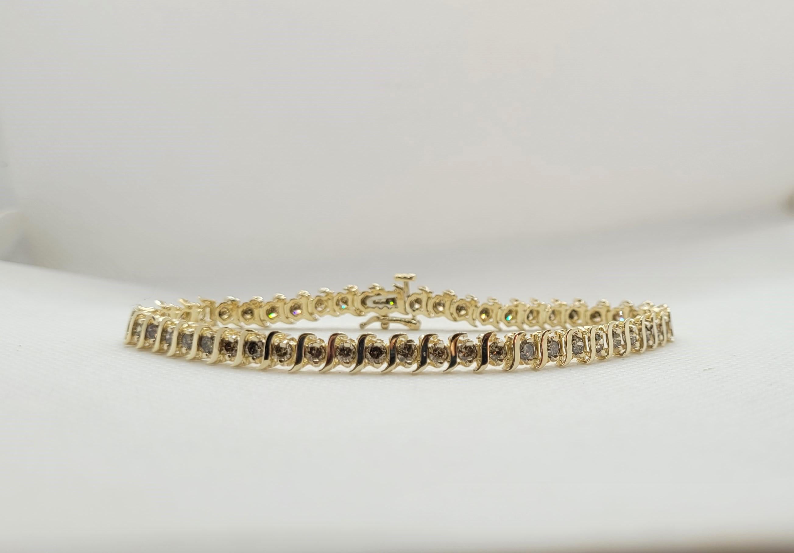 Women's 10kt Yellow Gold 4.50cttw Round Brilliant Diamond Tennis Bracelet, 