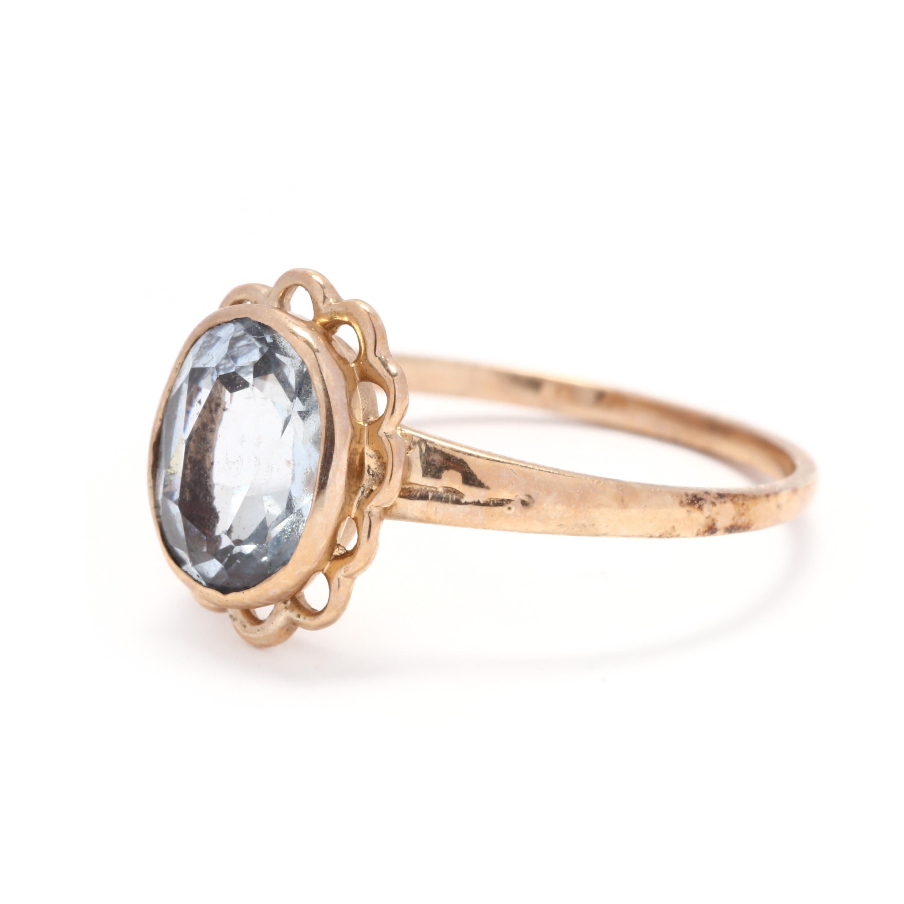 Women's or Men's 10 Karat Yellow Gold Blue Stone Scalloped Halo Ring