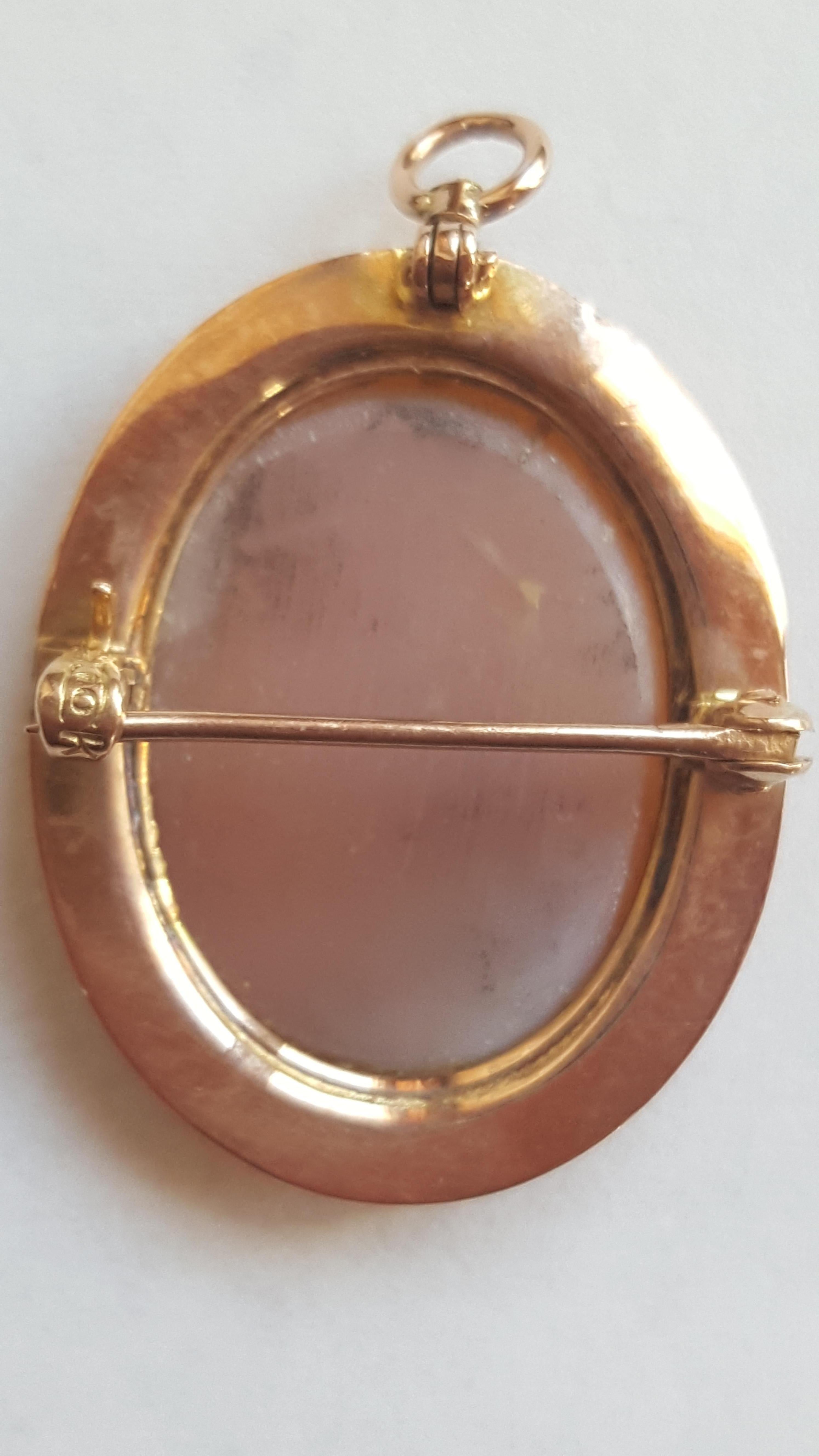 10 Karat Yellow Gold Cameo Pendant and Pin, 2.9 Grams For Sale 2