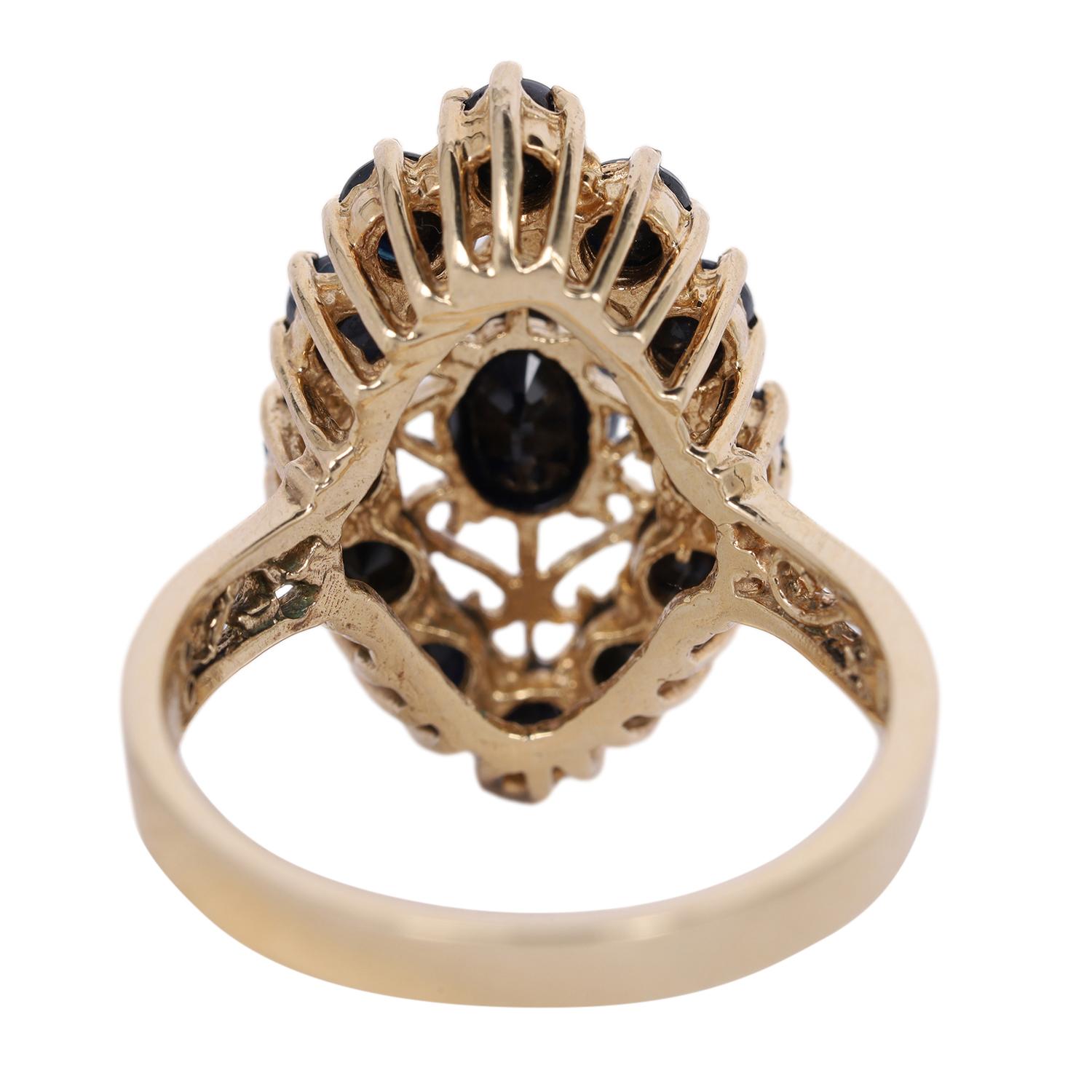 10Kt Yellow Gold Natural Sapphire Filigree Style Ring Size 7.25 In Excellent Condition For Sale In Salt Lake Cty, UT