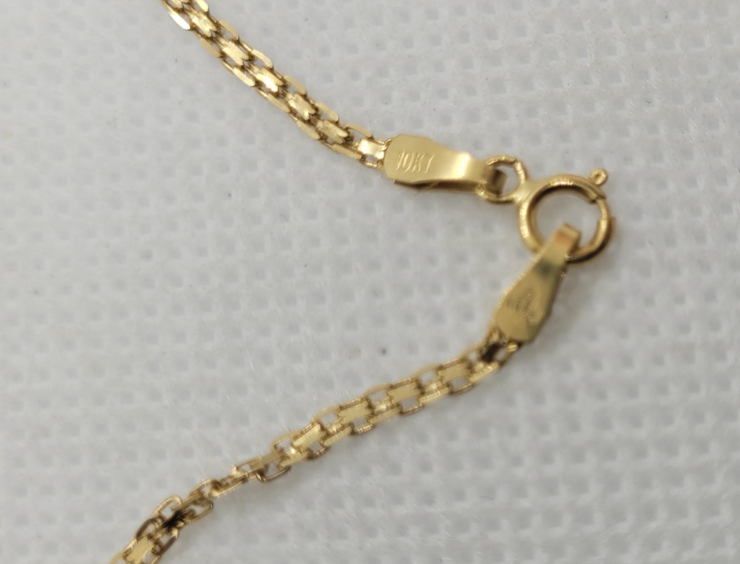 Collar de oro amarillo de 10 quilates con rubíes y diamantes, 17,5 pulgadas, 1,75 quilates de rubíes y 0,05 quilates de diamantes Corte oval en venta