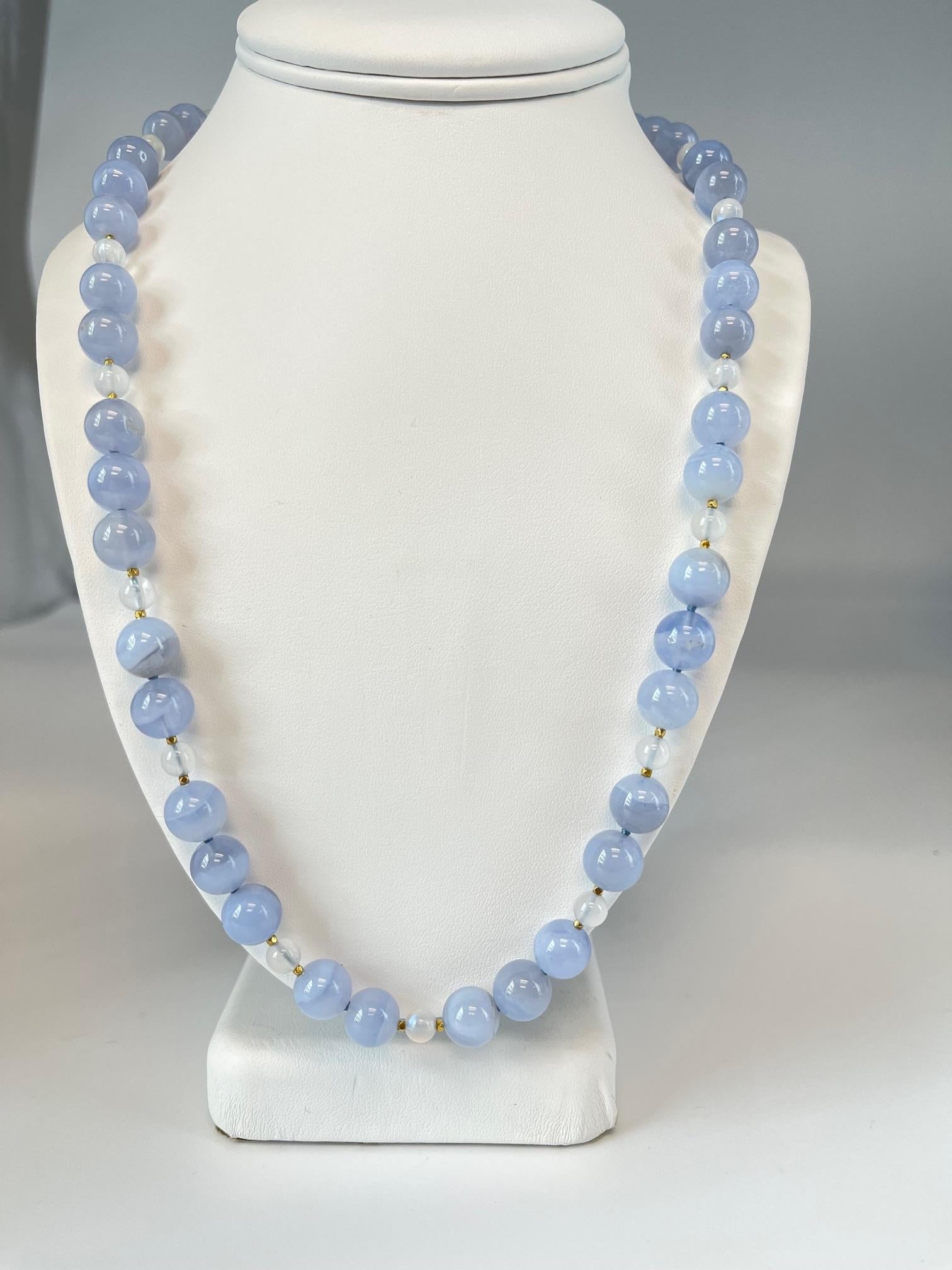 10mm Chalcedony and Moonstone Bead Necklace with Yellow Gold Accents For Sale 2