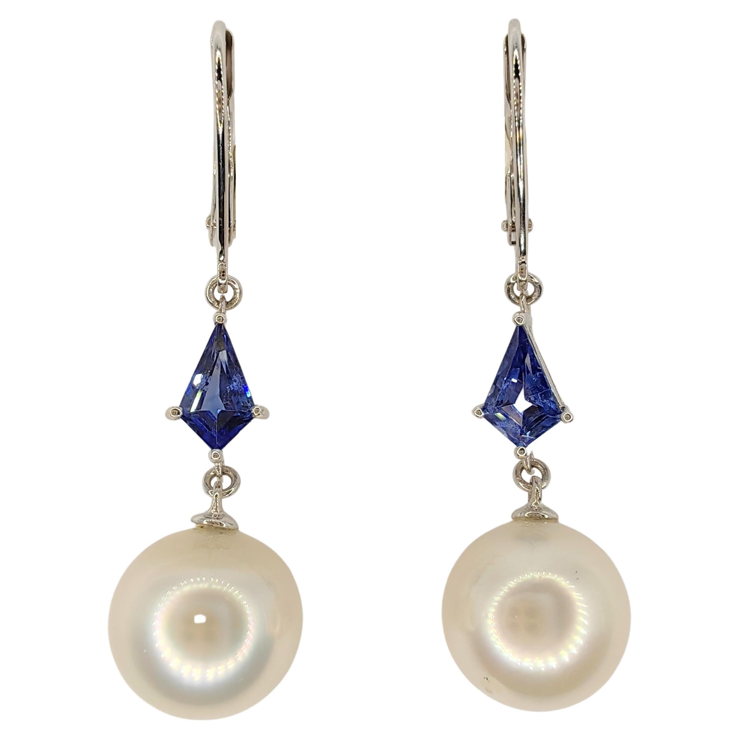 10mm Natural Pearl & Kite Cut Blue Sapphire Dangling Earrings in 18K White Gold For Sale