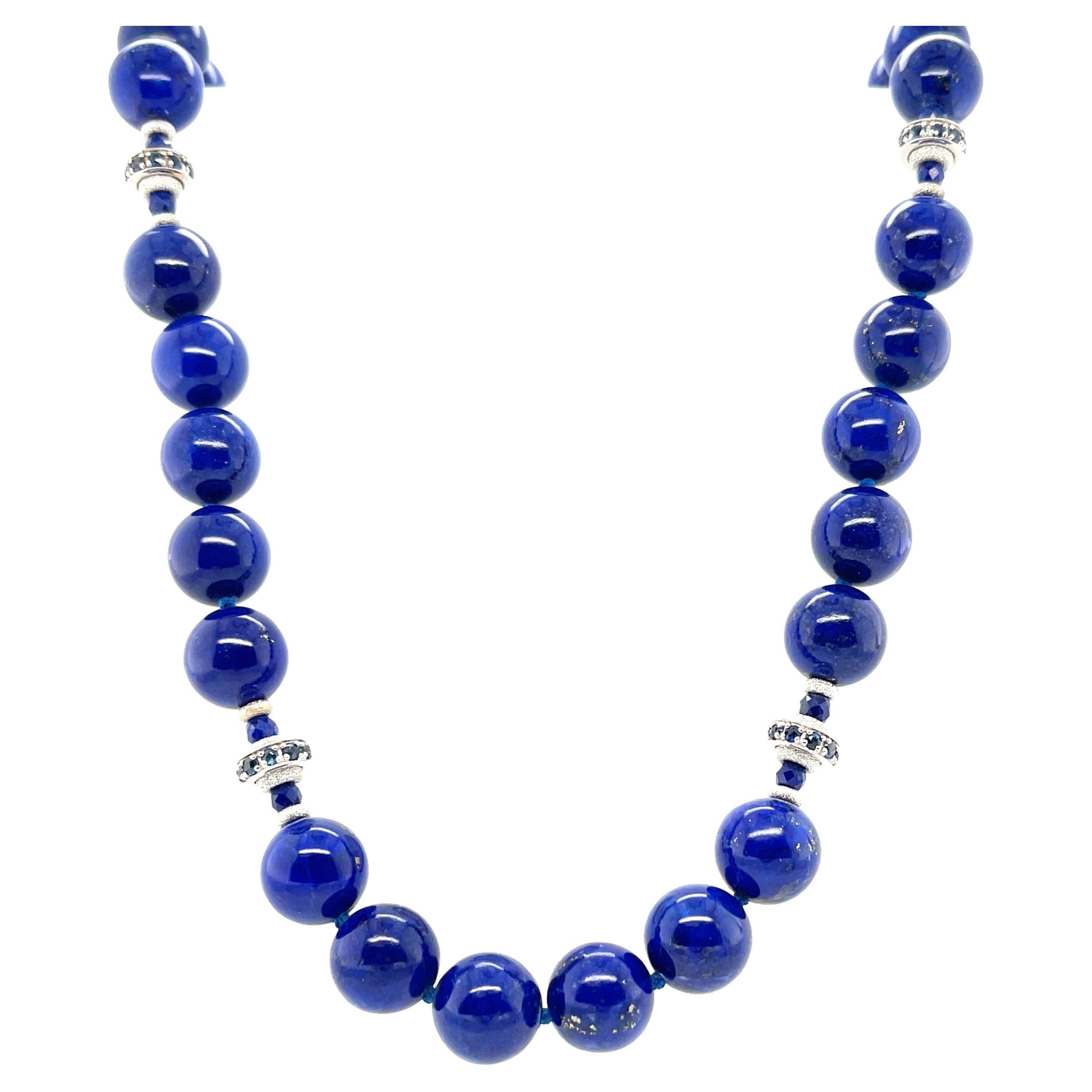 Collier de 10 mm de lapis-lazuli, perles de saphirs facettés et or blanc, 19 pouces