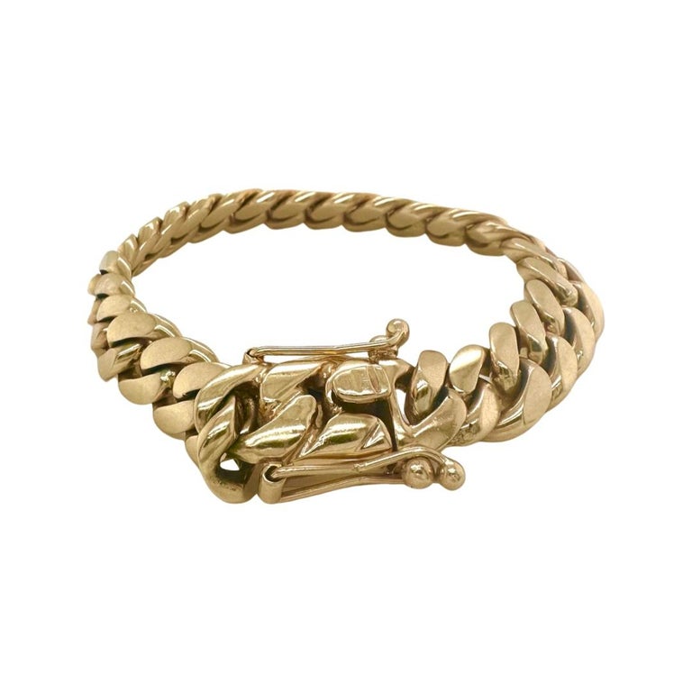 Solid Cuban Link Bracelet in 14k Yellow Gold For Sale at 1stDibs