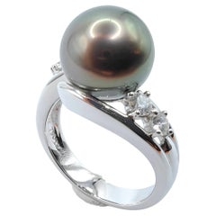 10mm Tahitian Black Pearl and Round-cut Natural Diamond Ring in 18k White Gold