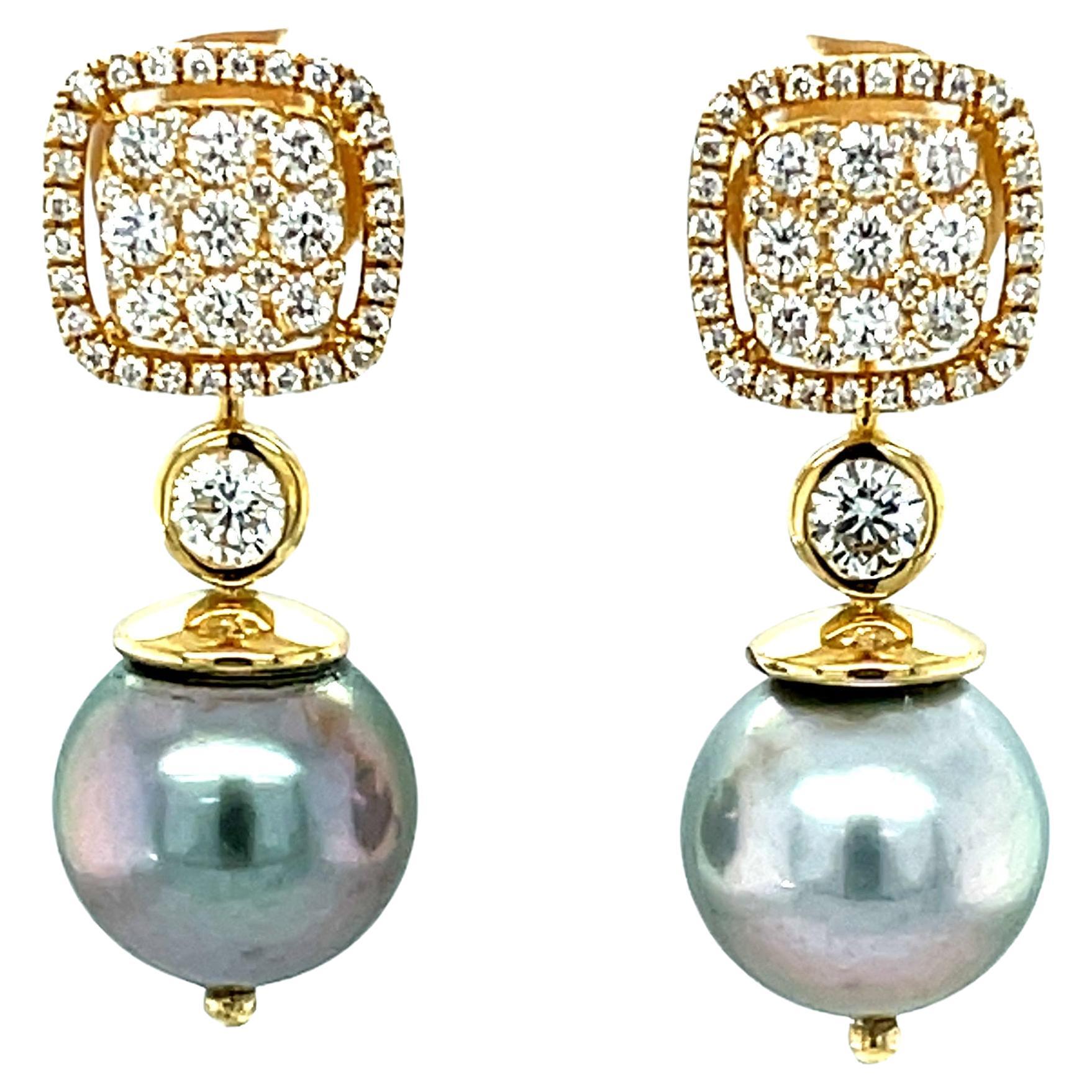 Tahitian Pearl Jackets with Diamond Pave Stud Earrings in Yellow Gold For Sale