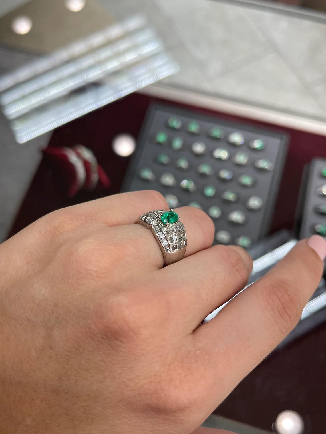 1.0tcw 18K Colombian Emerald-Oval Cut & Diamond Baguette Cocktail Ring For Sale 1