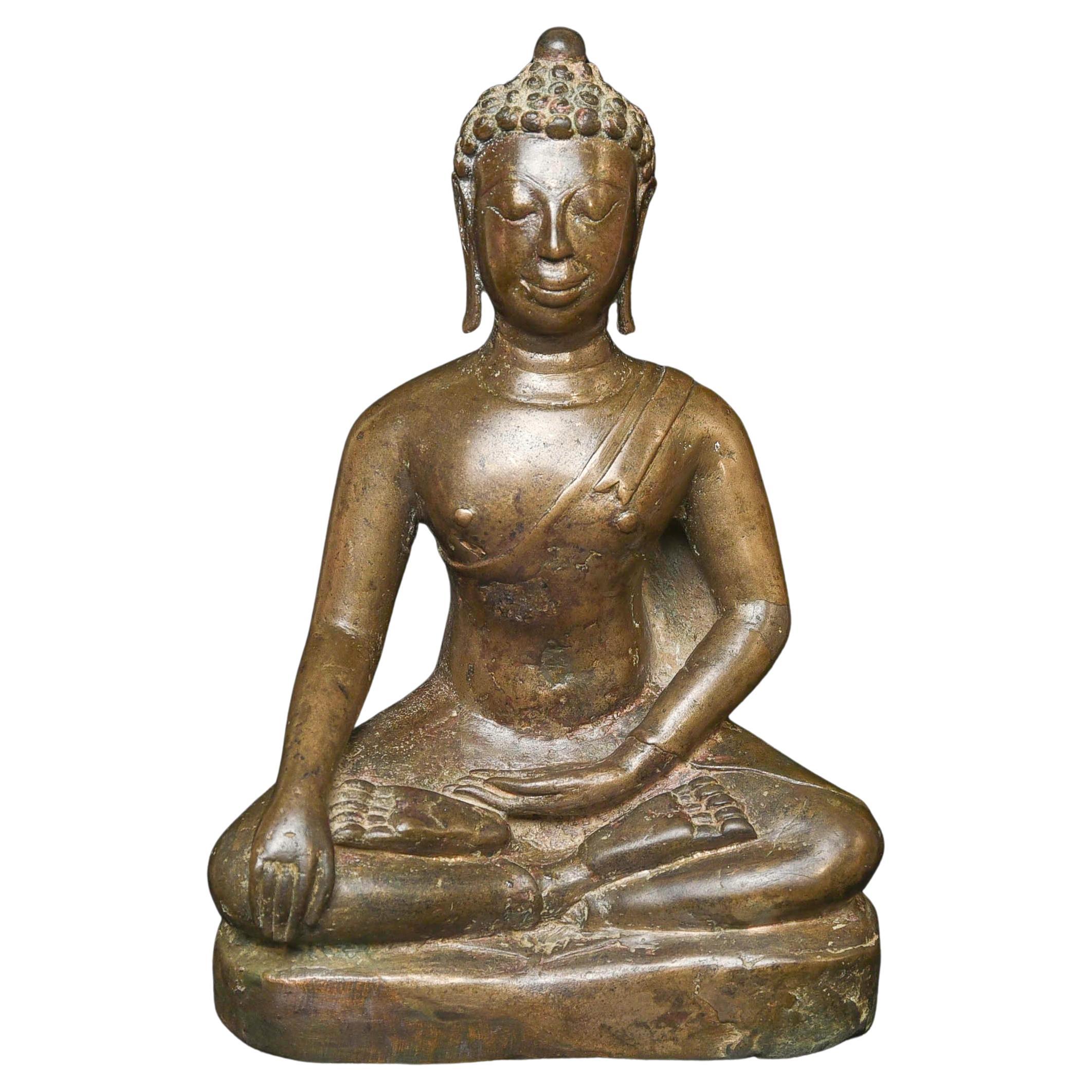 10th-12thC Transitional Thai Buddha Dvarati to Earliest of Thai Sukhothai en vente