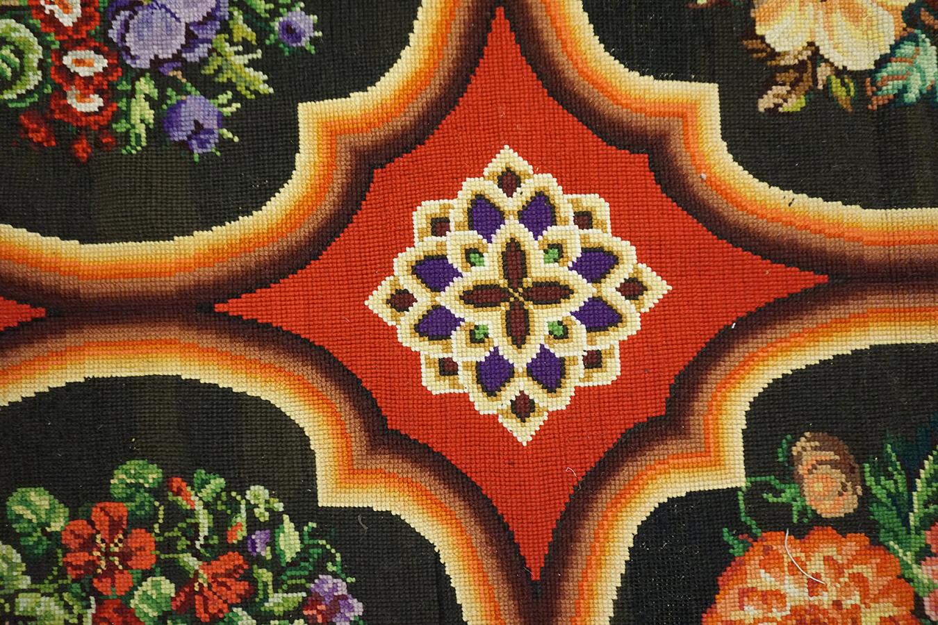 19th Century English Needlepoint Carpet ( 12' x 17' - 366 x 518 ) For Sale 3