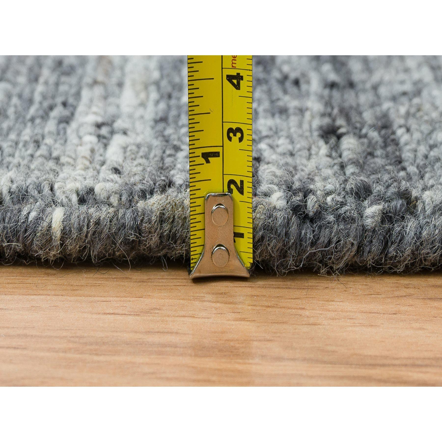 10'x10' Arsenic Gray Wolle Modern Striae Rund Handgewobener Orientteppich im Angebot 3