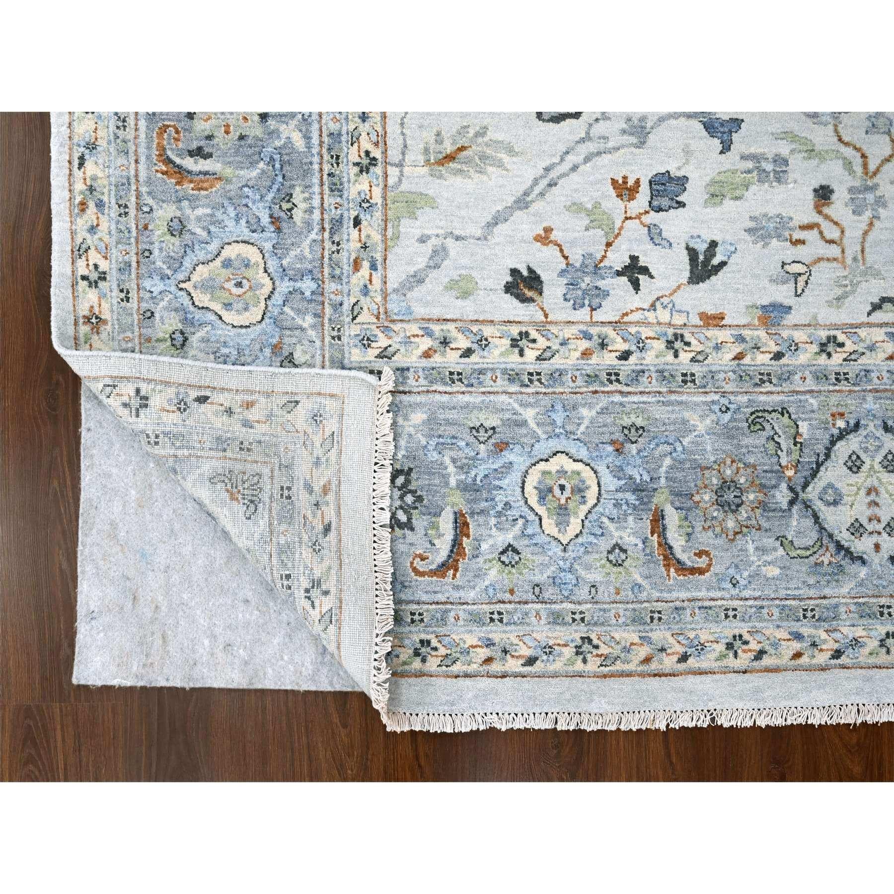 10'x10' Chiffon White Hand Knotted Denser Weave Oushak Wool Square Oriental Rug (Handgeknüpft) im Angebot