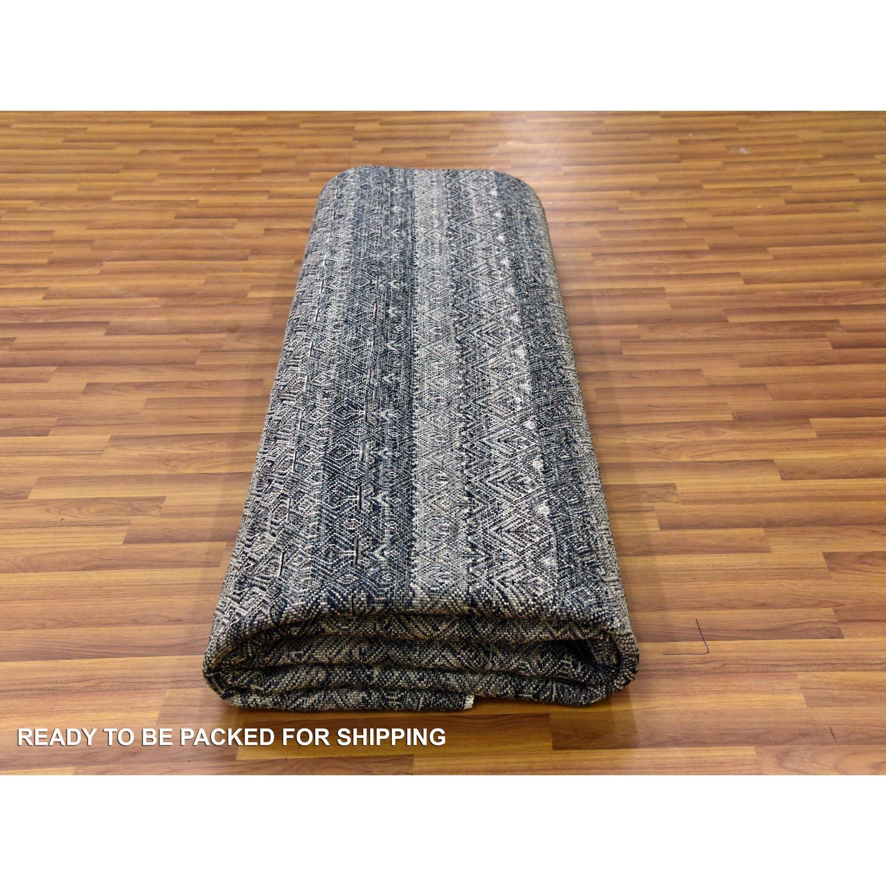 10'x10' Gray, 100% Plush Wool, Hand Knotted, Kohinoor Herat Design Square Rug For Sale 2