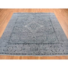 10'x10' Grauer handgeknüpfter Seiden- mit Wollteppich in Broken- und Erased Persisch-Design