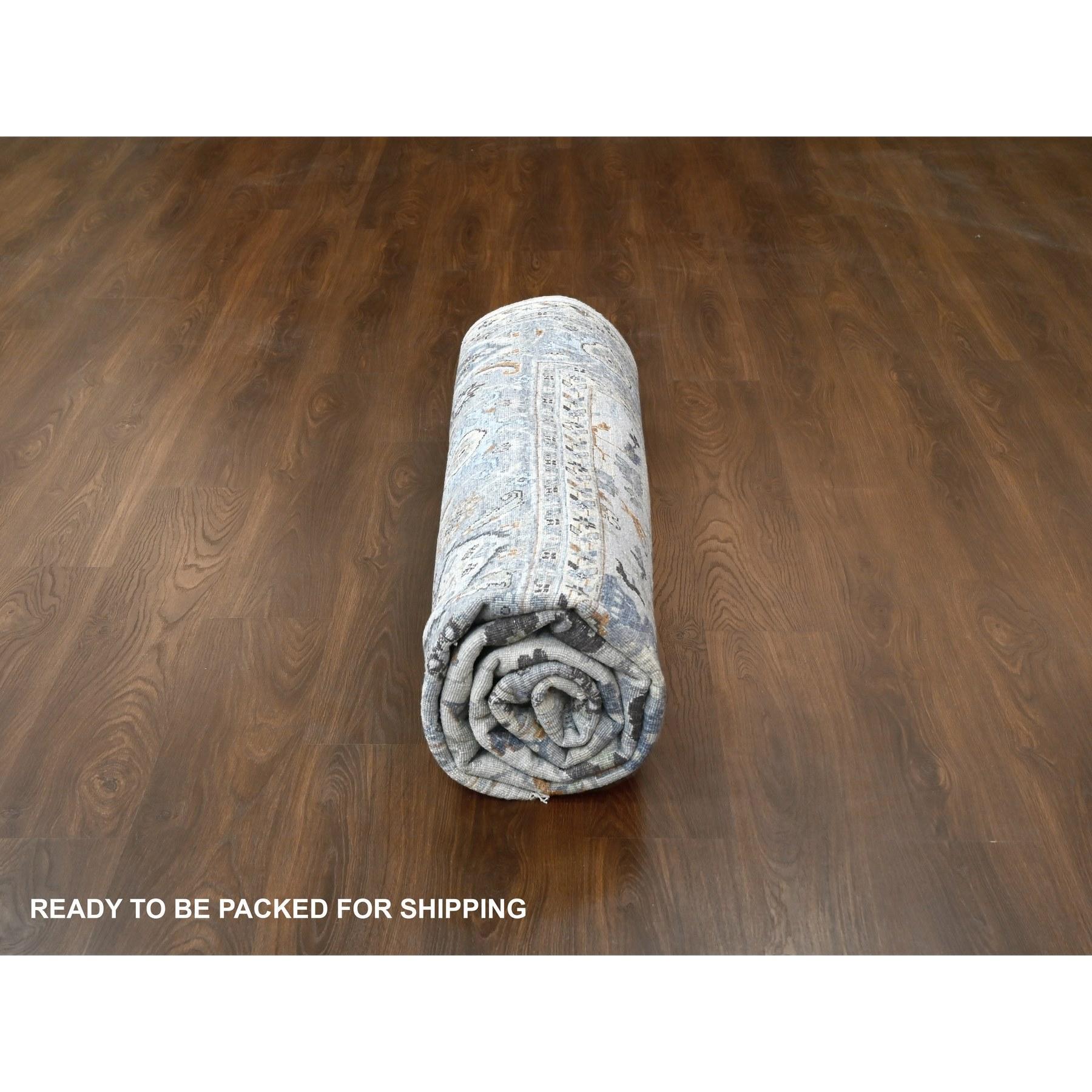 Tapis carré en laine douce nouée à la main 10'x10' Gray Denser Weave Oushak Floral Design/One en vente 2