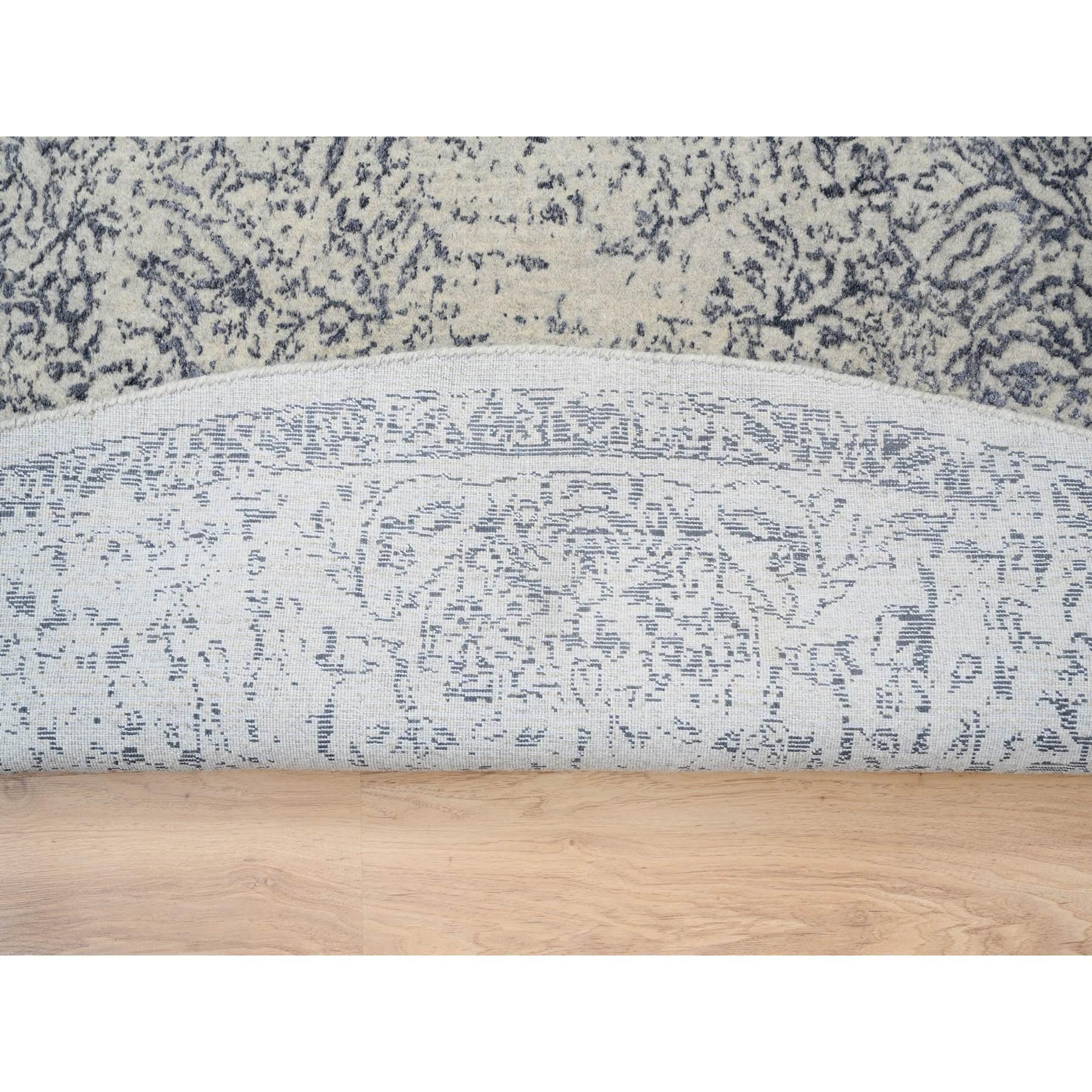 Annodato a mano Tappeto rotondo grigio 10'x10' in lana jacquard e seta vegetale lavorato a mano in vendita