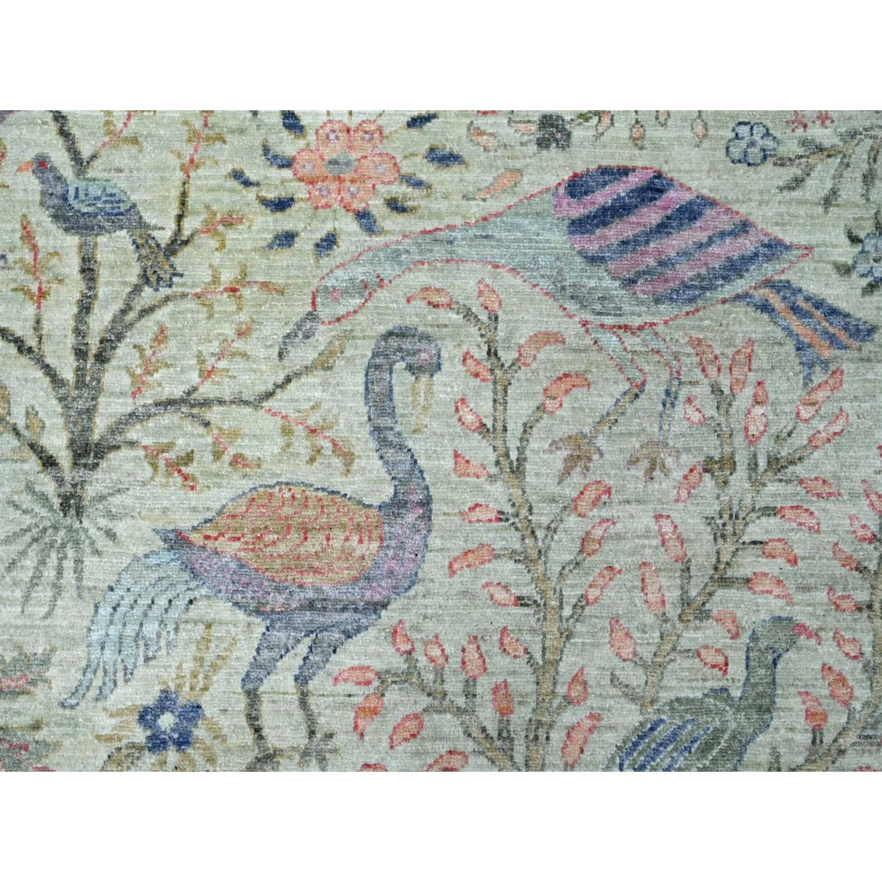 10'x10' Verde Annodato a mano Peshawar Birds of Paradise Design Tappeto quadrato interamente in lana in vendita 1