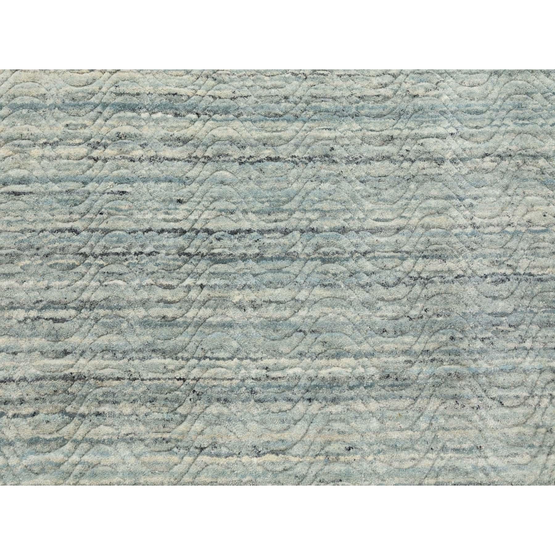 10'x10' Tapis transitionnel en laine organique Variegated Textured, tissé à la main en vert en vente 1