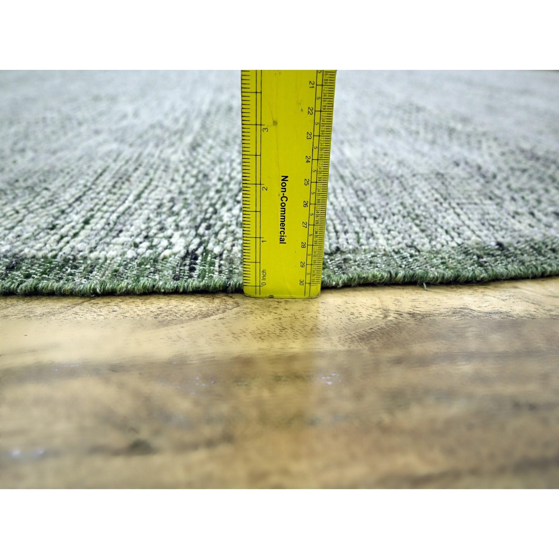 10'x10' Tappeto Verde in Pura Lana Ossidato e Distressed Grass Design Annodato a Mano in vendita 3