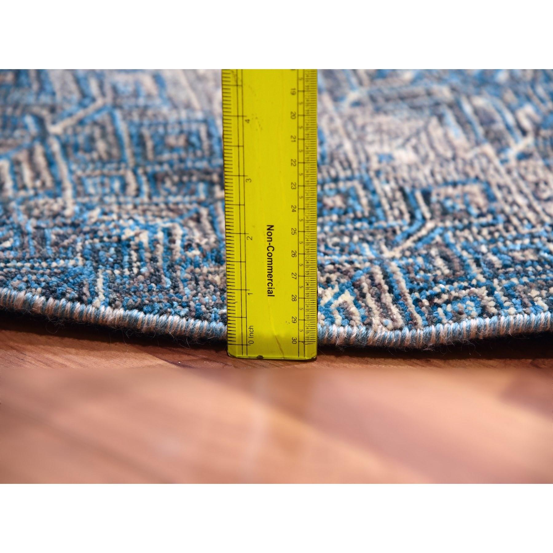 10'x10' Hyperlink Blue Tapis Kohinoor en laine ton sur ton, noué à la main, doux et brillant en vente 2