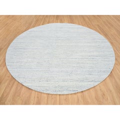 10'x10' Ivory, Hand Loomed Plain Modern Striae Design, Organic Wool Round Rug