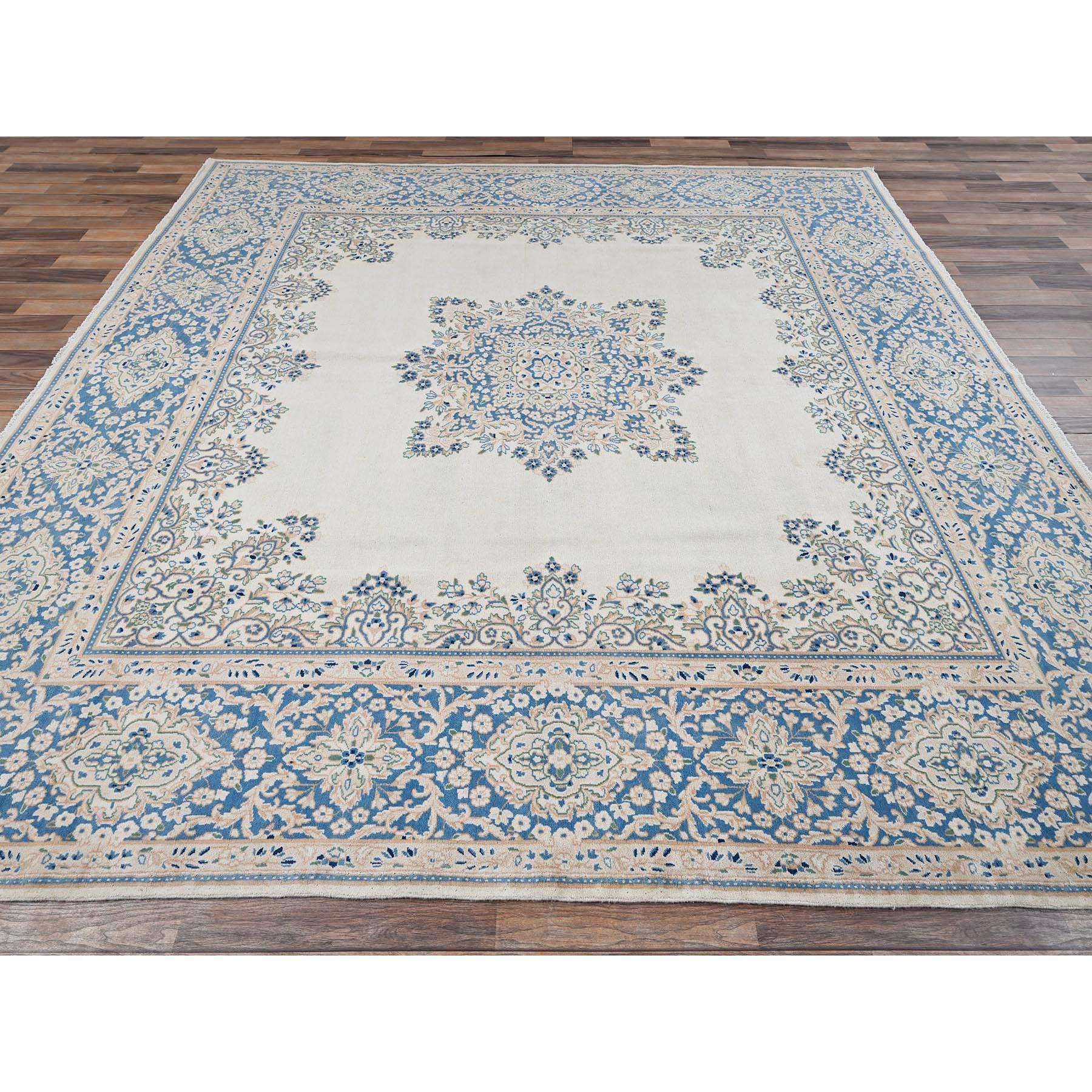 10'x10' Ivory Vintage Persian Kerman Hand Knotted Soft Wool Square Rug In Excellent Condition For Sale In Carlstadt, NJ
