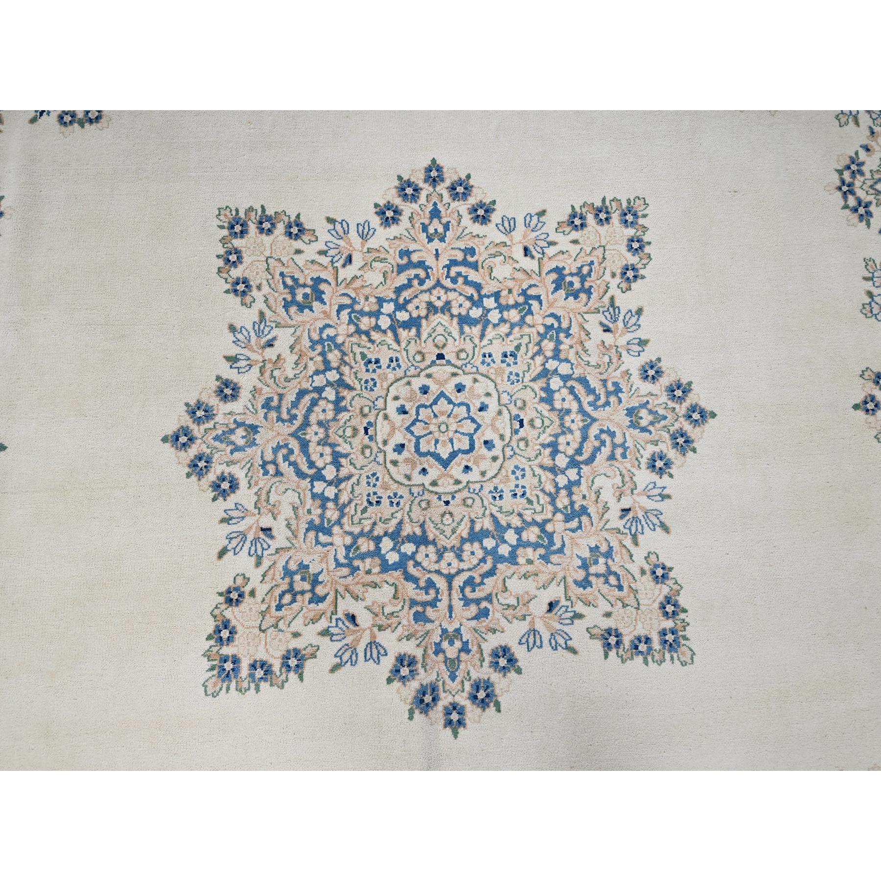 10'x10' Ivory Vintage Persian Kerman Hand Knotted Soft Wool Square Rug For Sale 4