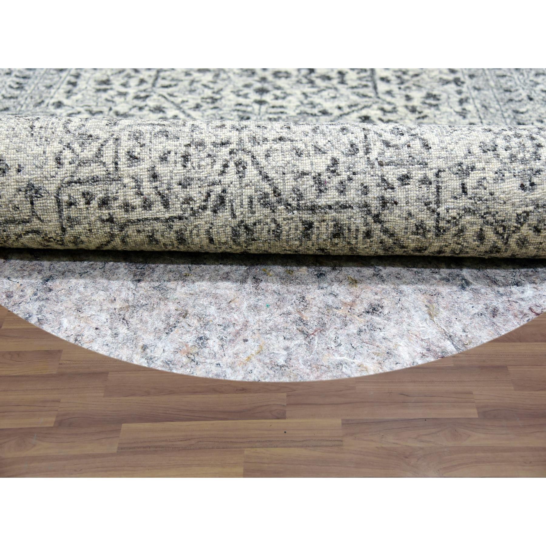 10'x10' Oxford Weißer handgeknüpfter runder Teppich aus organischer Wolle der Mamluken-Dynastie ungefärbt (Indisch) im Angebot