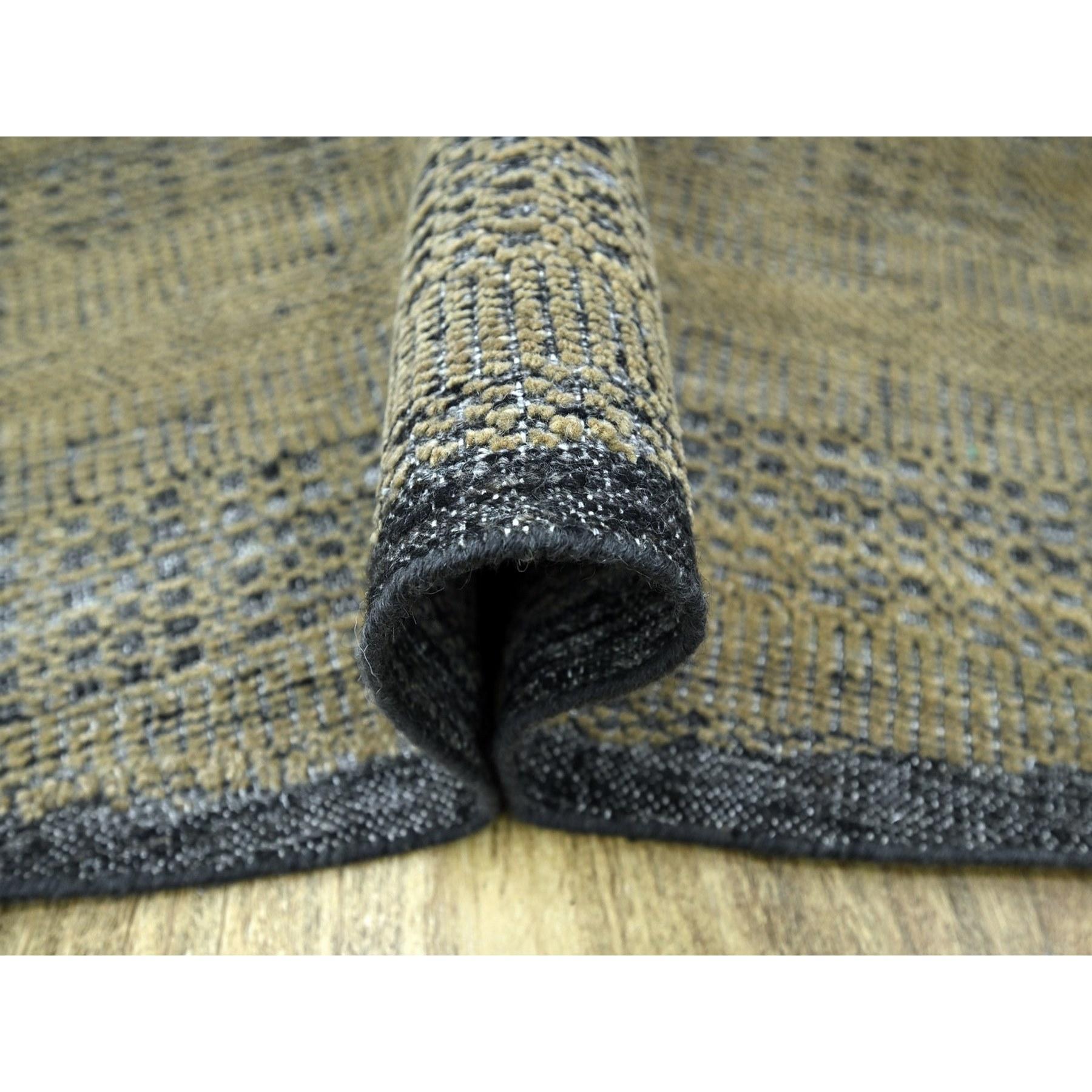 Annodato a mano 10'x10' Peanut Brown 100% Lana annodata a mano con disegno di erba ossidata in vendita