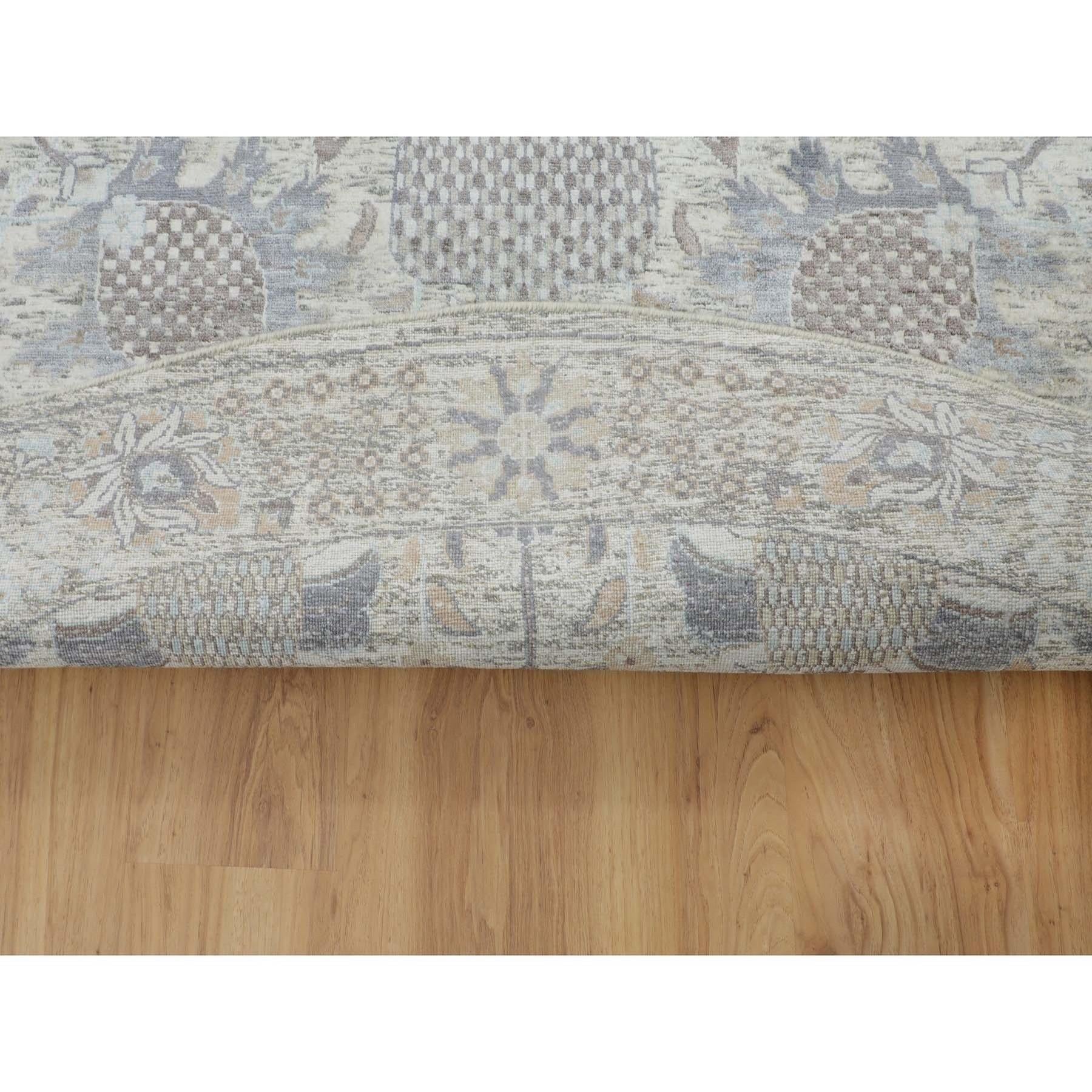 10'x10' Round Ivory Silk With Textured Wool Tabriz Hand Knots Rugs (tapis oriental noué à la main) Neuf - En vente à Carlstadt, NJ