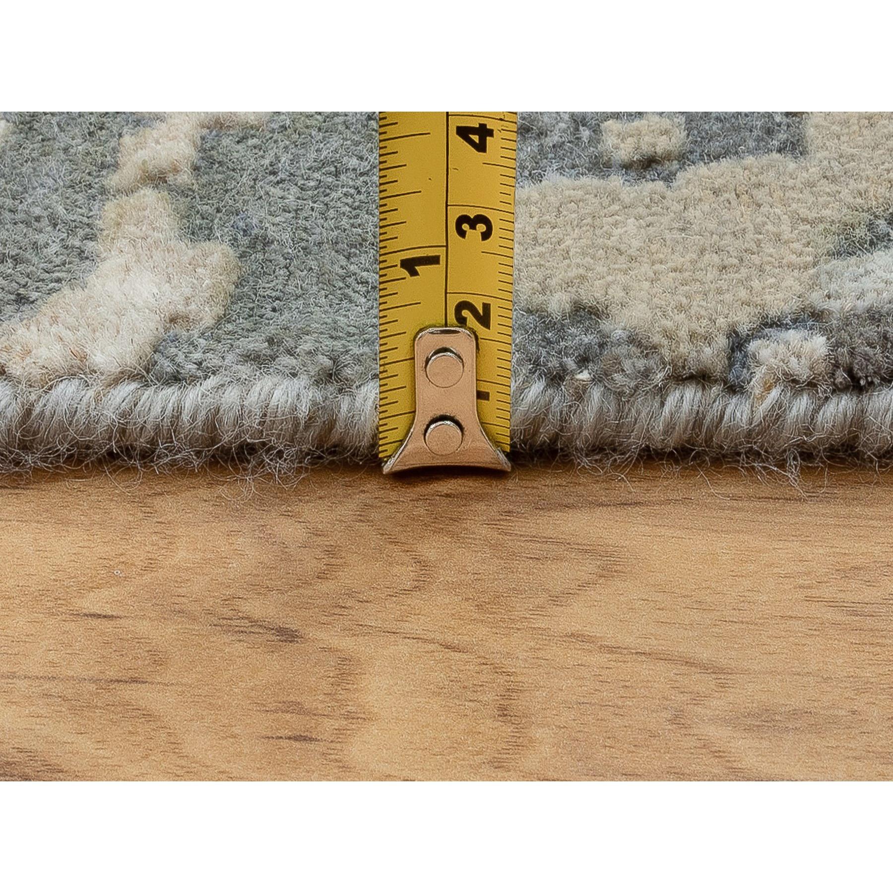 10'x10' Taupe Hi-Low Pile Abstract Design Wool and Silk Hand Knotted Round Rug For Sale 4