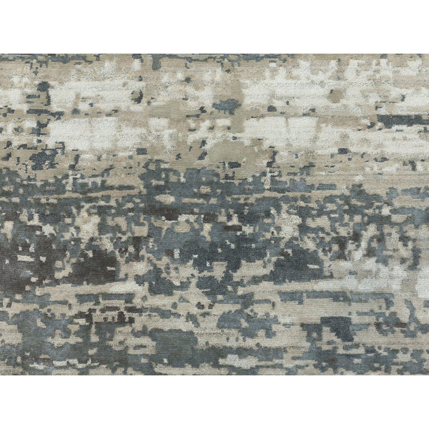 10'x10' Taupe Hi-Low Pile Abstract Design Wool and Silk Hand Knotted Round Rug For Sale 2