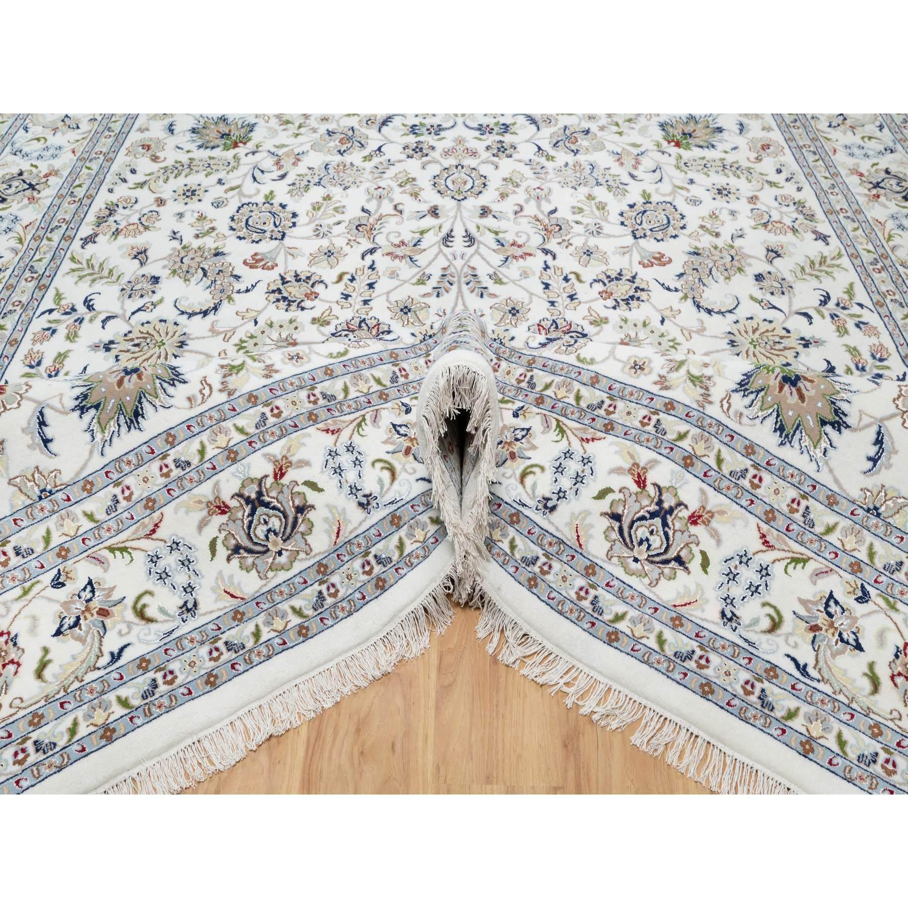 10'x10' Weißer, handgeknüpfter, quadratischer Teppich aus Wolle und Seide, 250 KPSI, Nain Design, Nain Design (Handgeknüpft) im Angebot
