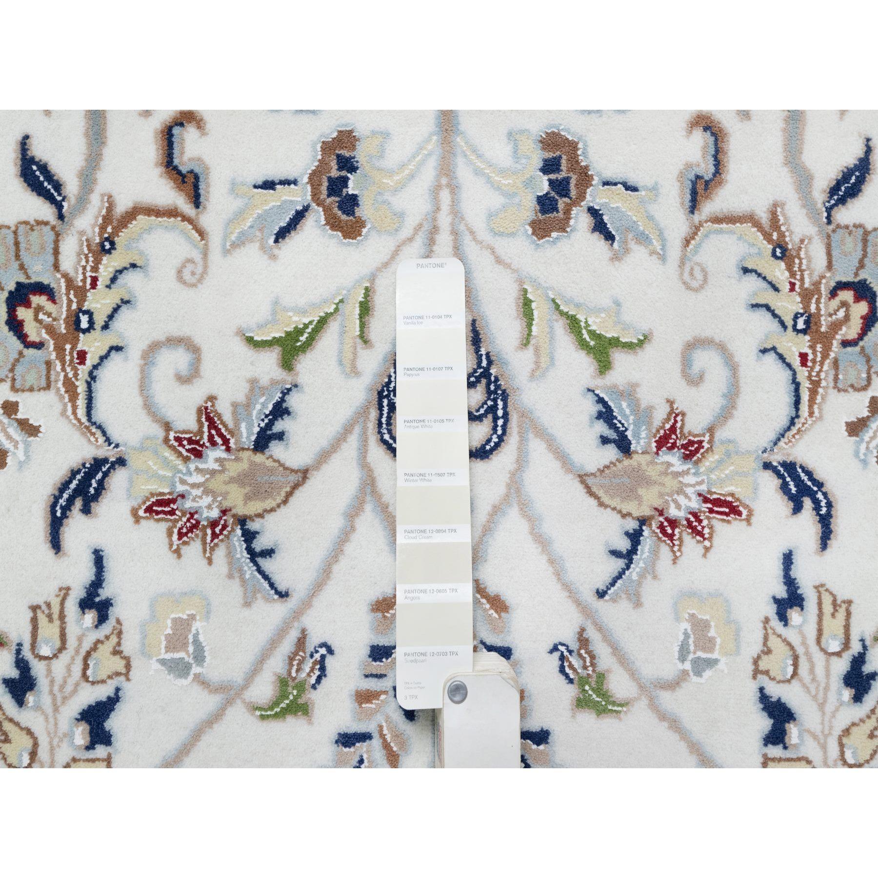 10'x10' Weißer, handgeknüpfter, quadratischer Teppich aus Wolle und Seide, 250 KPSI, Nain Design, Nain Design (21. Jahrhundert und zeitgenössisch) im Angebot