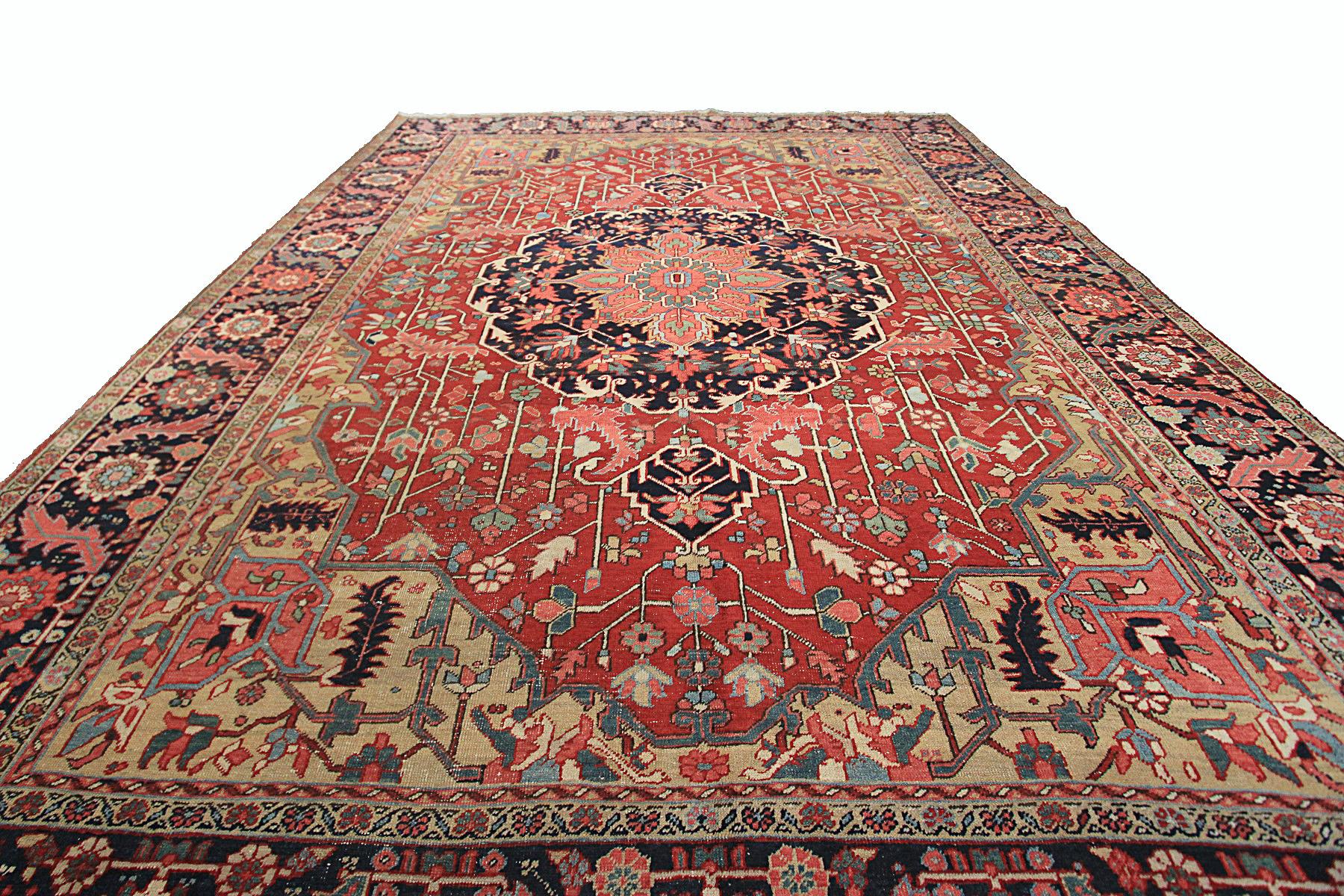 Wool Antique Serapi Rug Antique Persian Heriz Serapi Handamde For Sale
