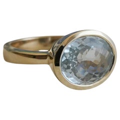 10x12mm Faceted Oval Aquamarine 14kt Yellow Gold Ring - Size 7